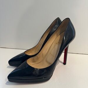 Christian Louboutin Classic Black Patent Leather Heels Size 36.5 Womens